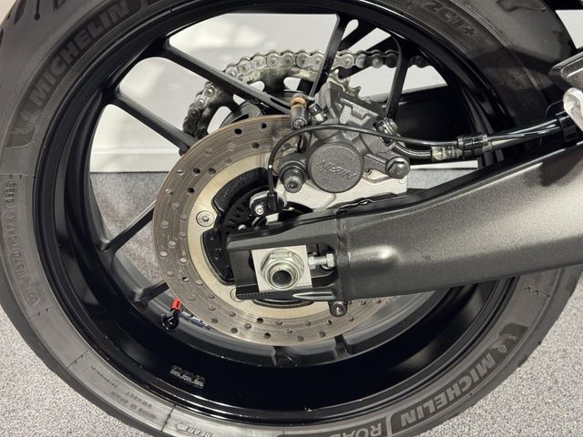 yamaha - tracer-9