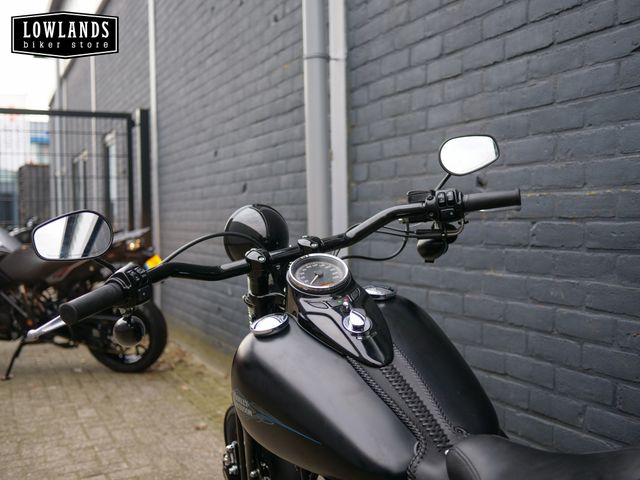 harley-davidson - cross-bones-flstsb