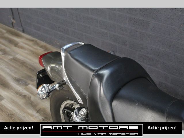 yamaha - vmax-carbon