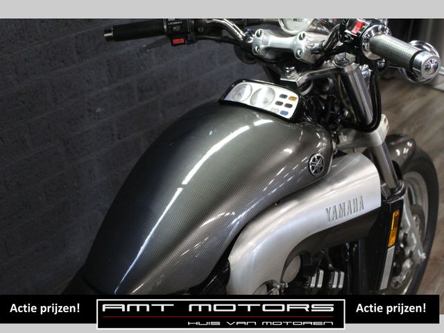yamaha - vmax-carbon