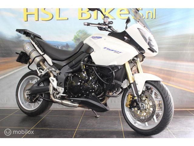 triumph - tiger-1050-abs