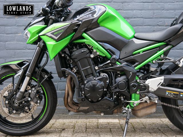 kawasaki - z900