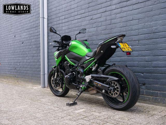 kawasaki - z900