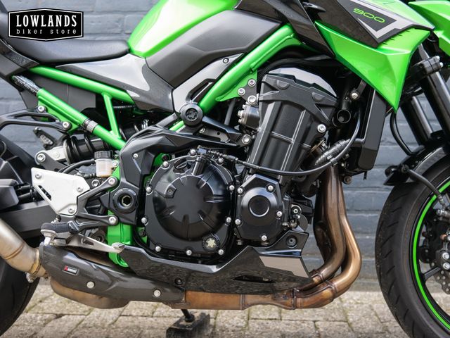 kawasaki - z900