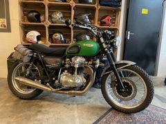 KAWASAKI W 650