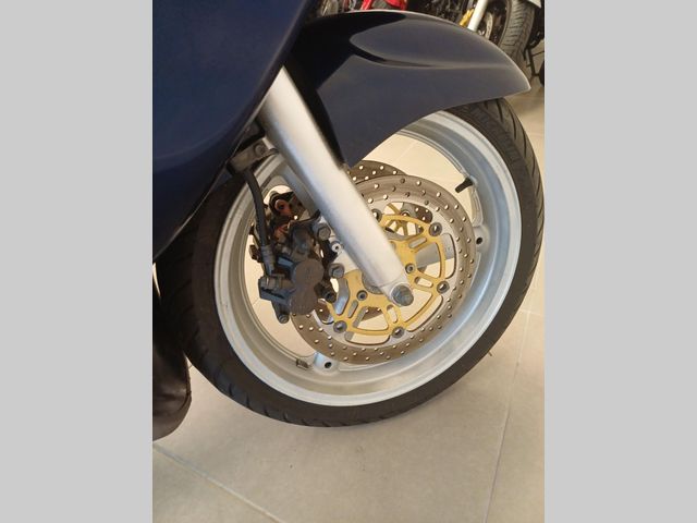 suzuki - gsx-750-f