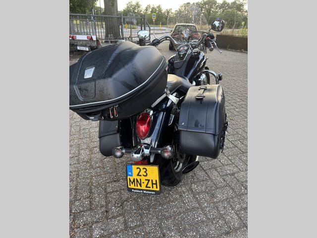 kawasaki - vn-900-classic