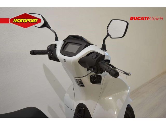 honda - sh-125i-c-abs