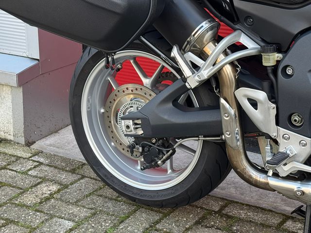 triumph - tiger-1050-abs