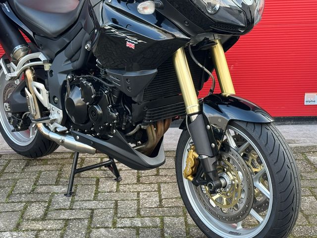 triumph - tiger-1050-abs