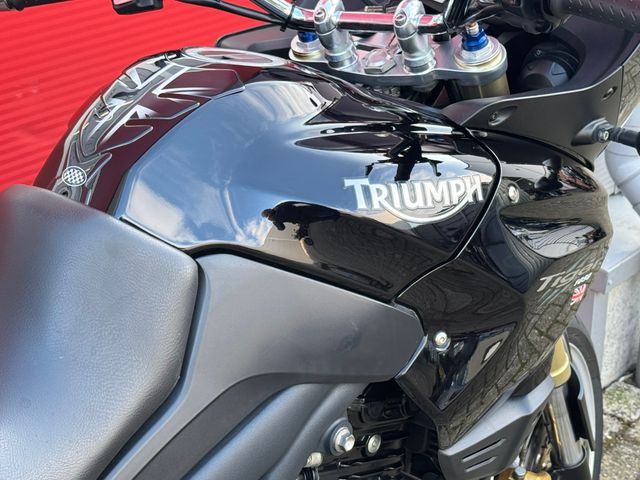 triumph - tiger-1050-abs