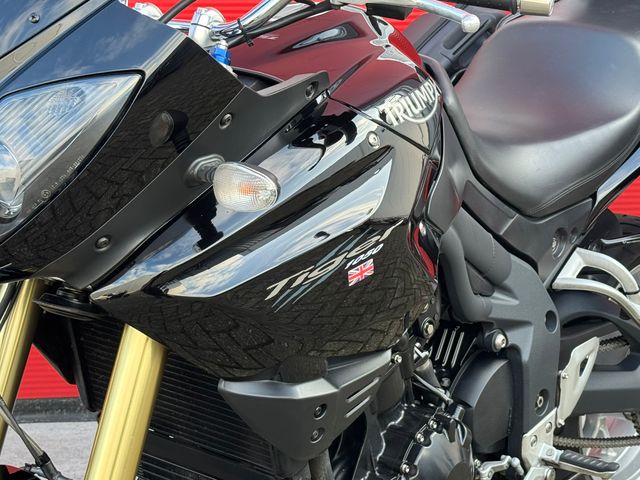 triumph - tiger-1050-abs