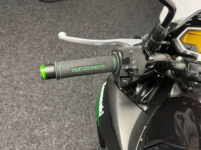 kawasaki - z1000