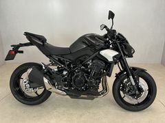 KAWASAKI Z900