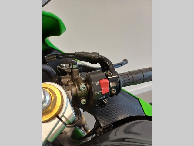 kawasaki - ninja-zx-6r