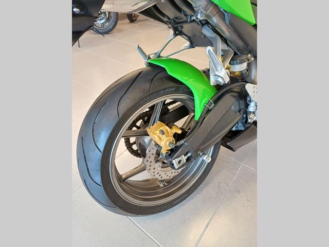 kawasaki - ninja-zx-6r