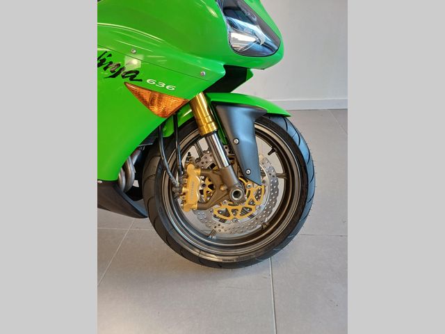 kawasaki - ninja-zx-6r