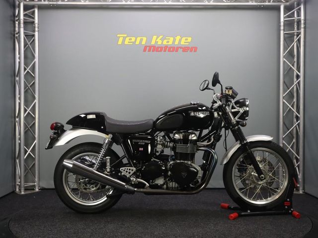 triumph - thruxton-900