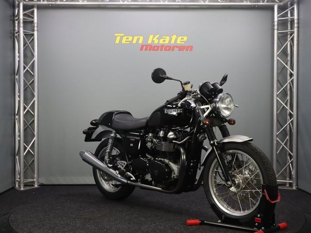 triumph - thruxton-900