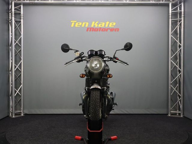 triumph - thruxton-900