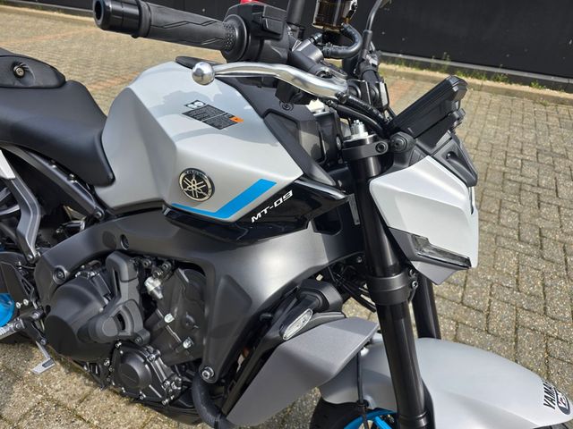 yamaha - mt-09-y-amt