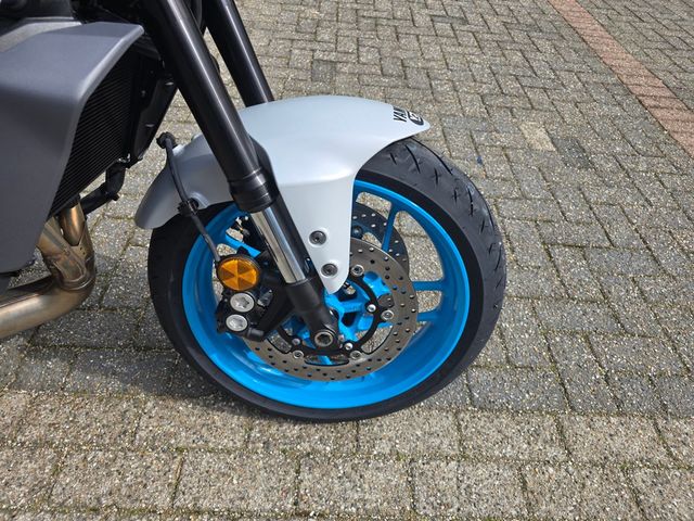 yamaha - mt-09-y-amt