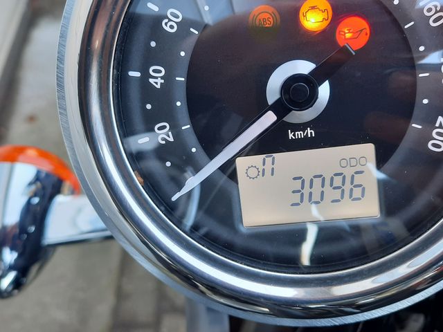 triumph - bonneville-t-100-black