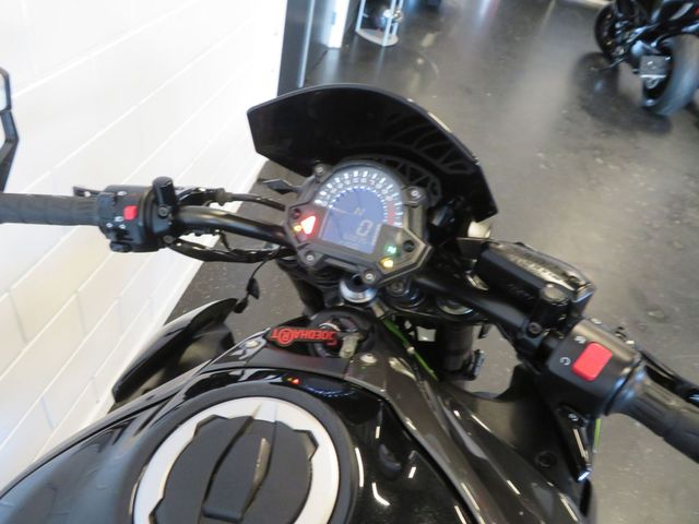 kawasaki - z900