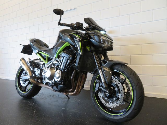 kawasaki - z900