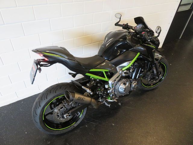 kawasaki - z900