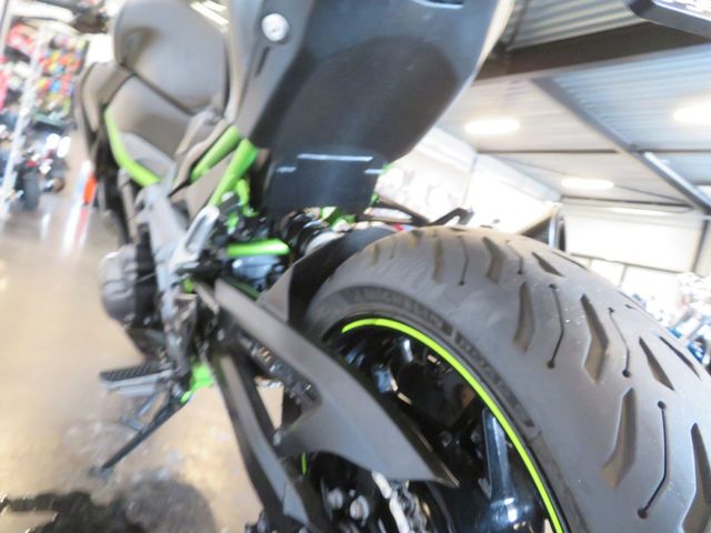 kawasaki - z900