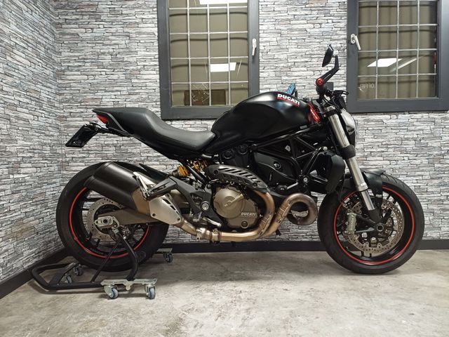 ducati - monster-821