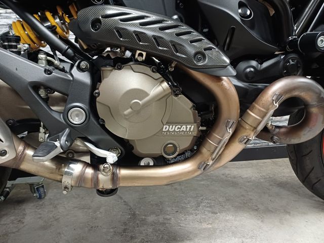 ducati - monster-821