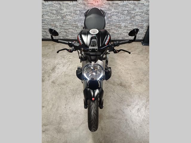 ducati - monster-821