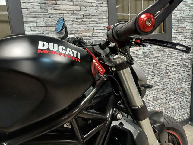 ducati - monster-821
