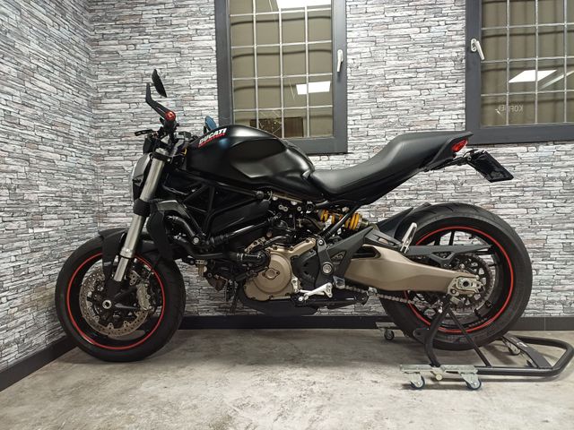 ducati - monster-821
