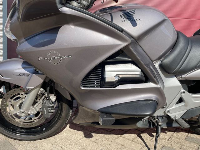honda - st-1300-pan-european-abs
