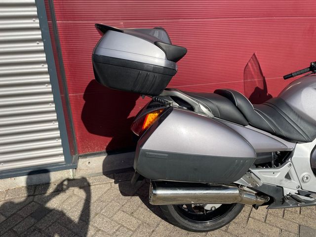 honda - st-1300-pan-european-abs