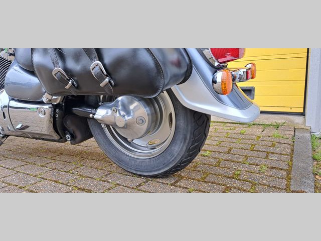 suzuki - vl-1500-lc-intruder
