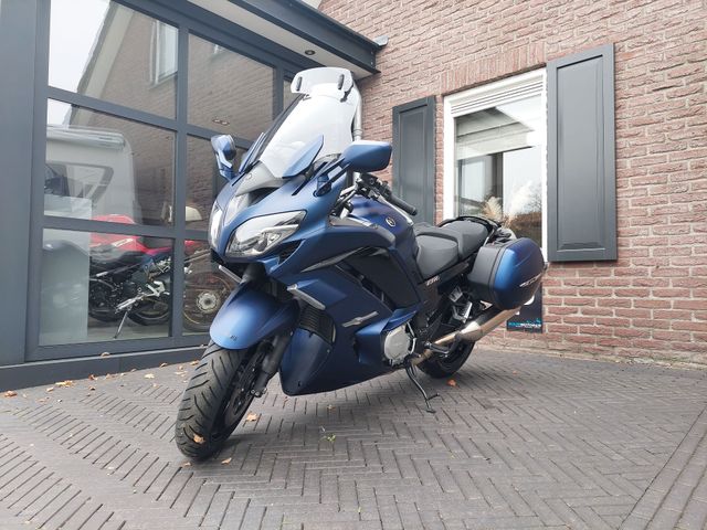 yamaha - fjr-1300