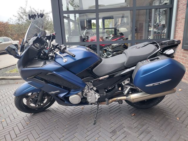 yamaha - fjr-1300