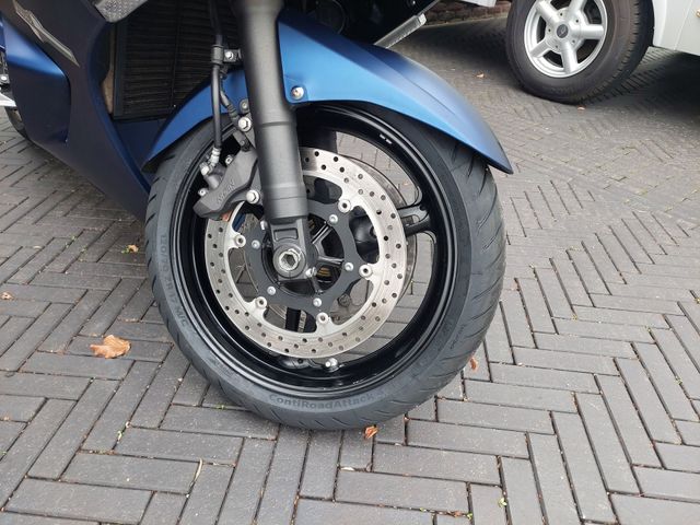 yamaha - fjr-1300