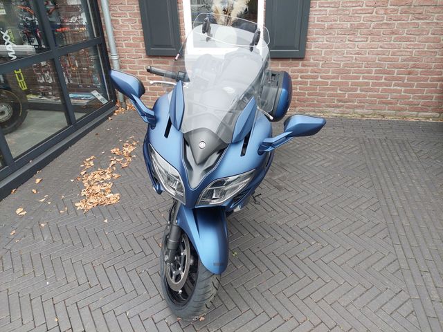 yamaha - fjr-1300