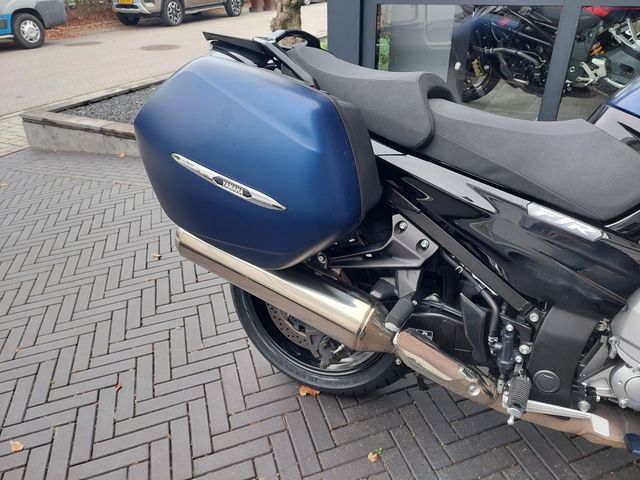 yamaha - fjr-1300