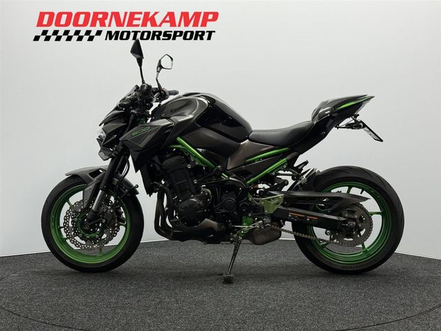 kawasaki - z900