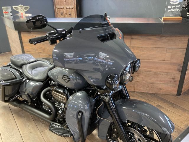 harley-davidson - street-glide-cvo-flhxse