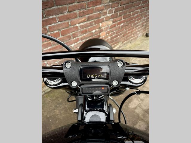 harley-davidson - street-bob-107