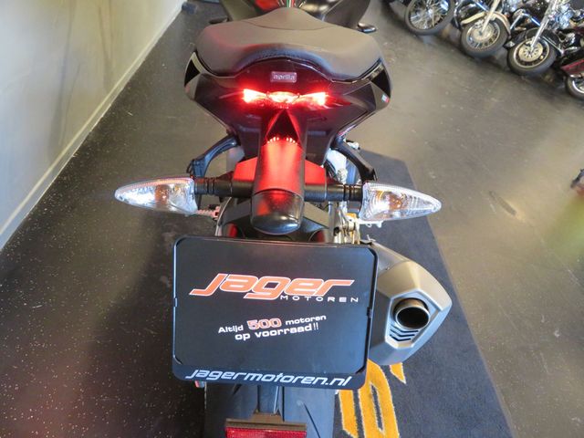 aprilia - tuono-v4-1100