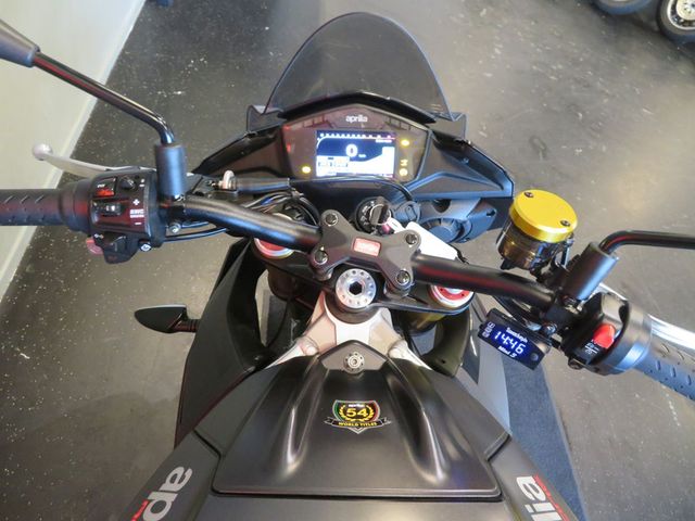aprilia - tuono-v4-1100
