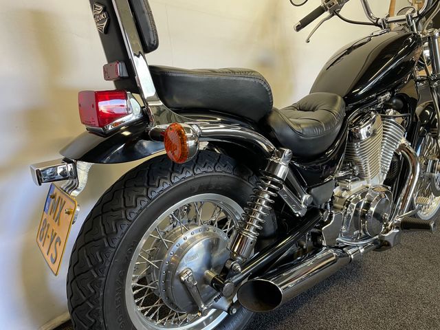 suzuki - vs-600-intruder